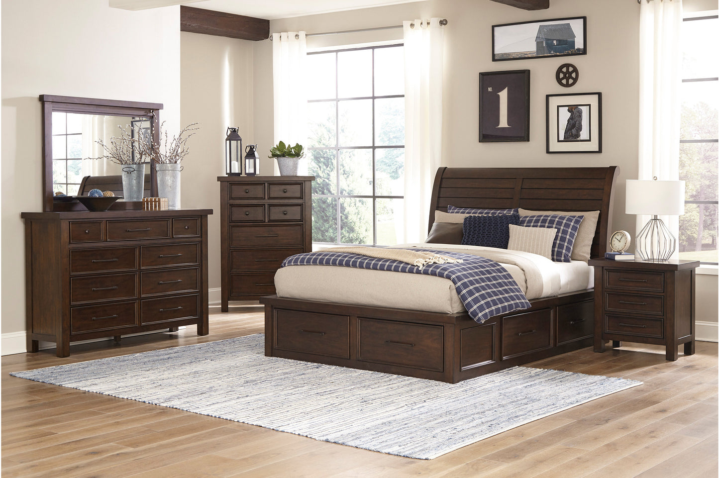 Logandale Bedroom Collection (Brown)