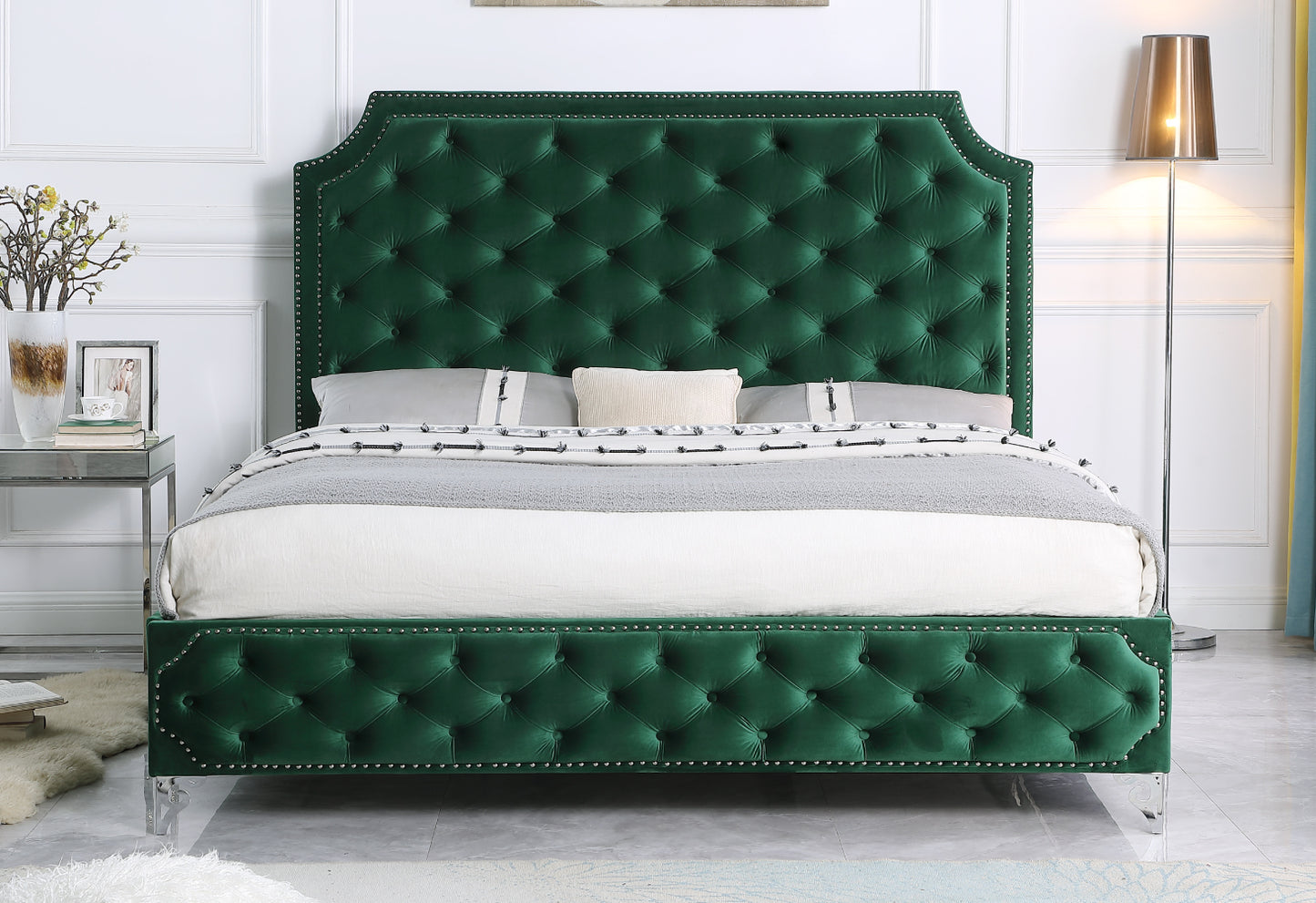 Leilah Velvet Platform Bed